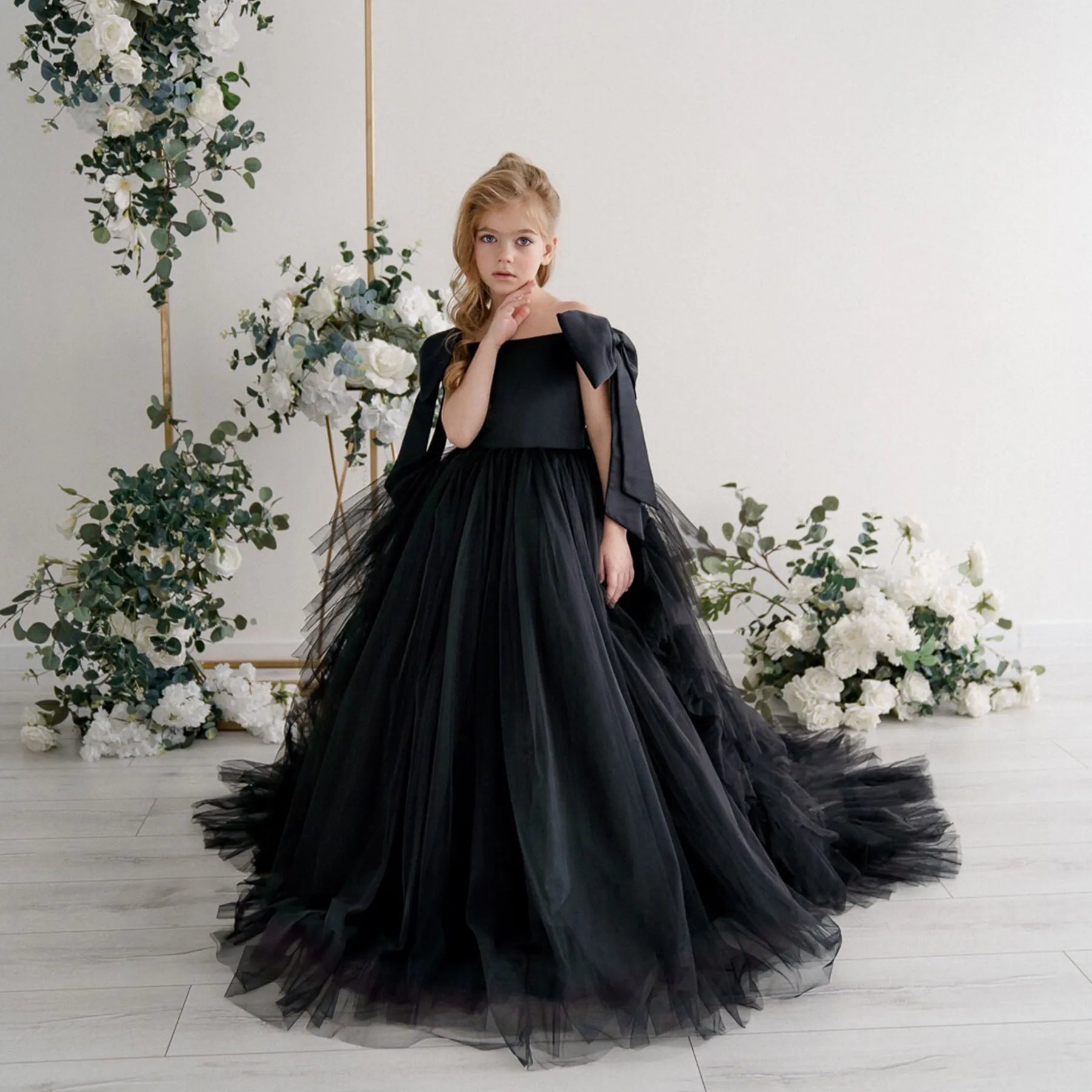 Flower Girl Dress with Tulle Train "Tyra"