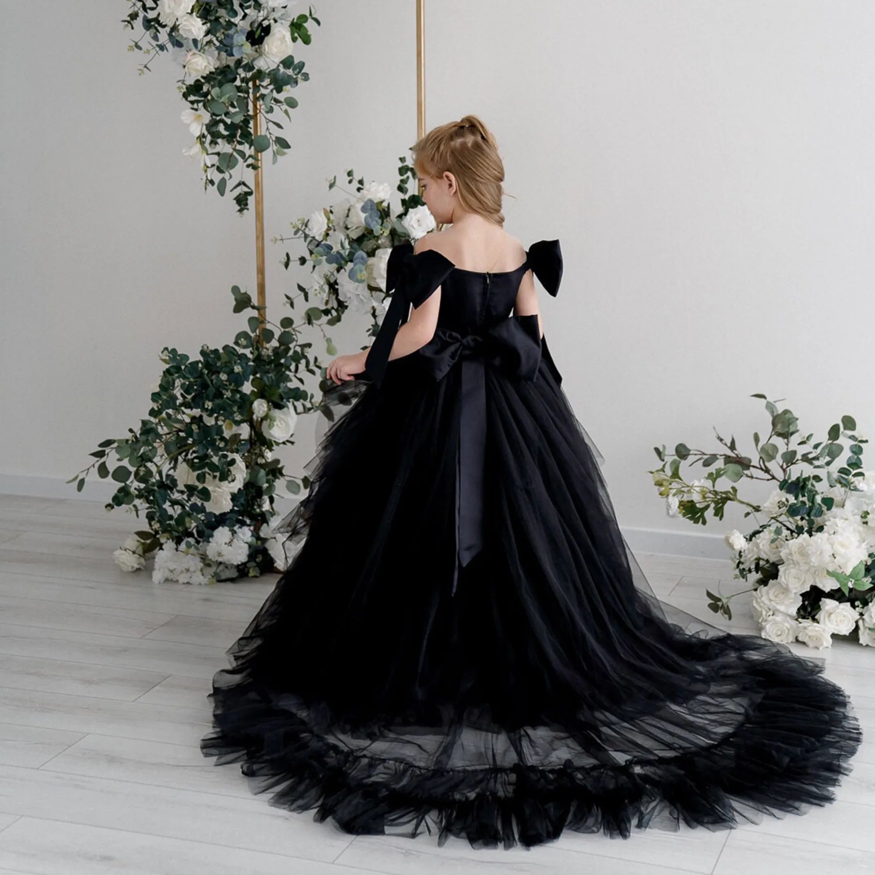 Flower Girl Dress with Tulle Train "Tyra"