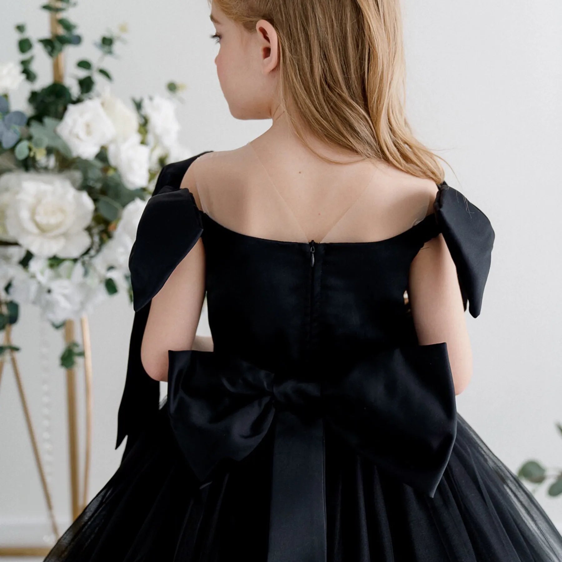 Flower Girl Dress with Satin Train "Tyra"